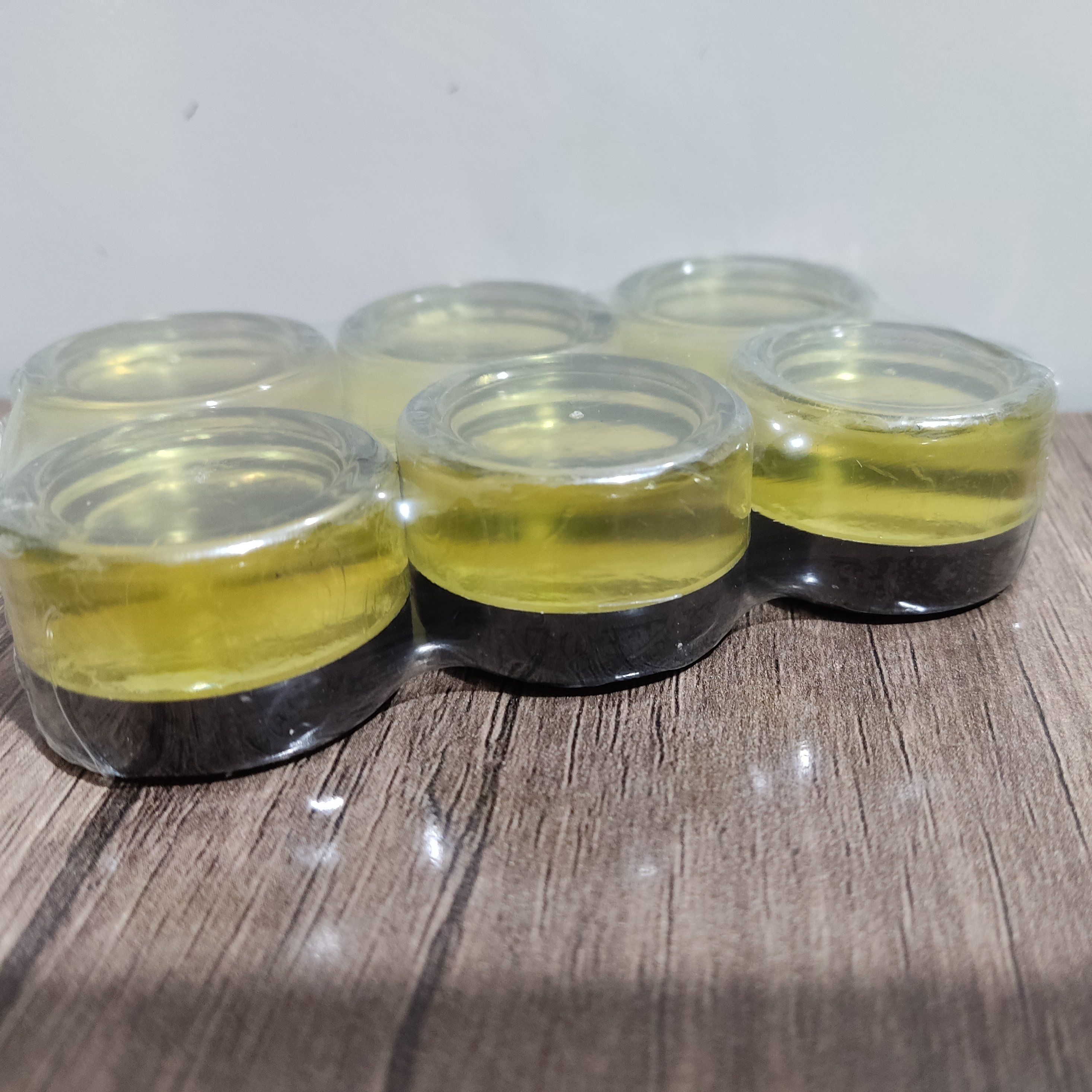 صابون ابروی اسنس