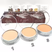 پنکک النا سبک و همراه با اس پی آف 25 با کاوری عالی ماندگاری بالا برای انواع پوست 