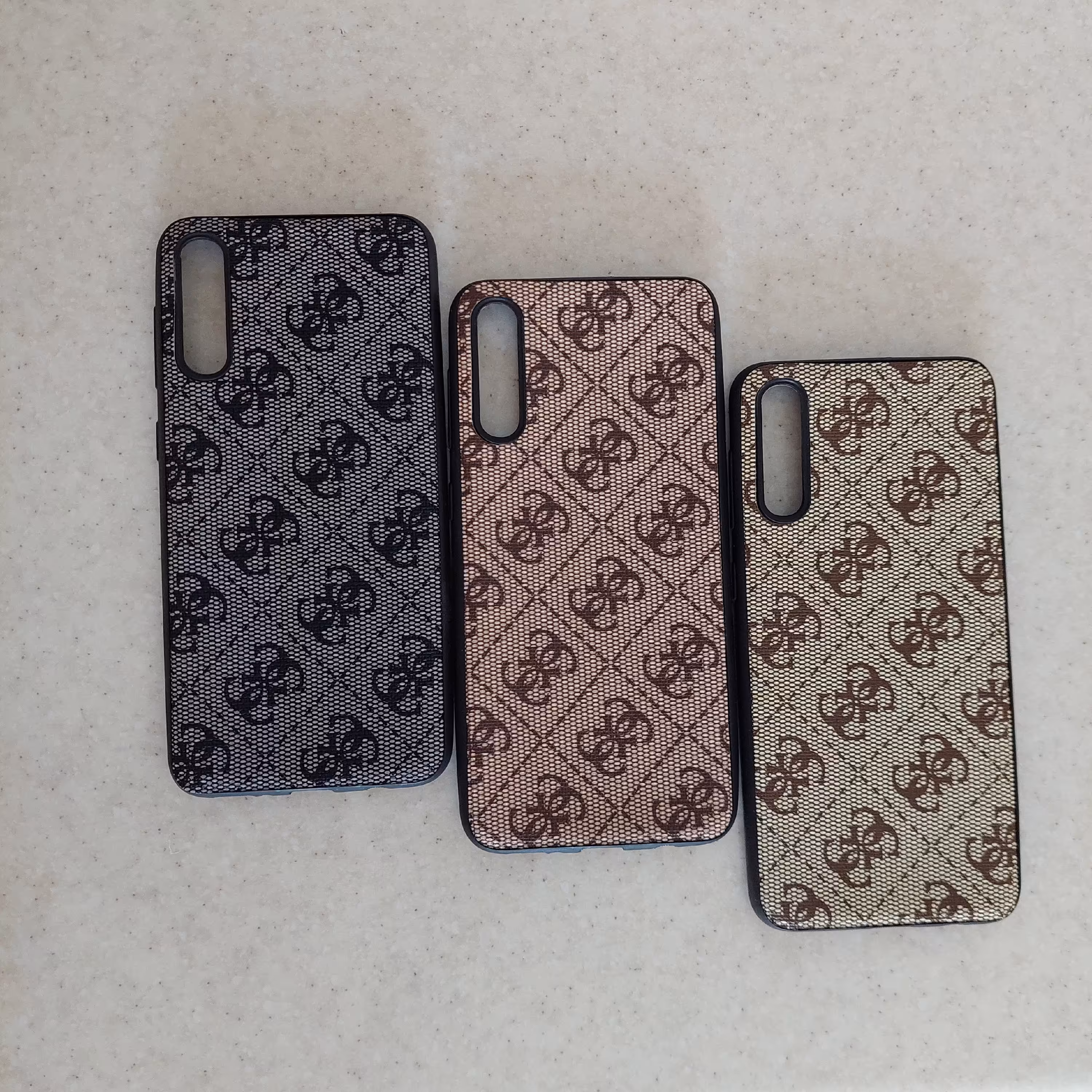 گارد طرح سنتی موجود  برای بعضی از مدل ها samsung و however 