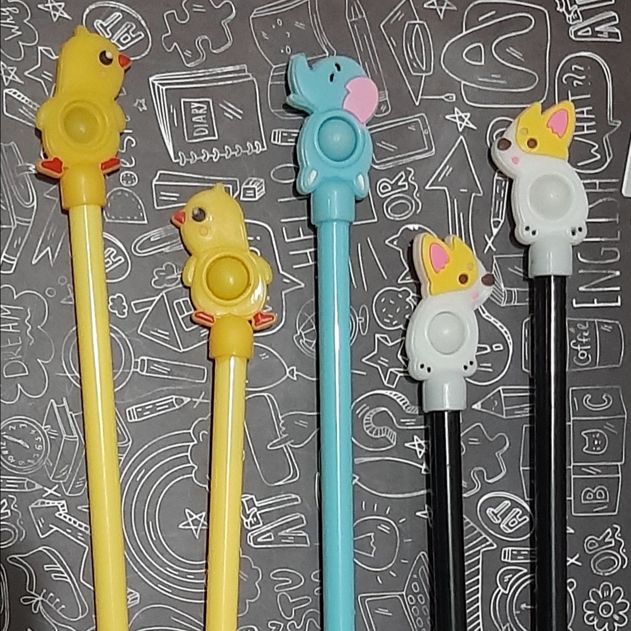 خودکار فانتزی پاپیتی 
بسیار خودکار جذاب زیبا با کیفیت عااالی
در 4 مدل گوگولی