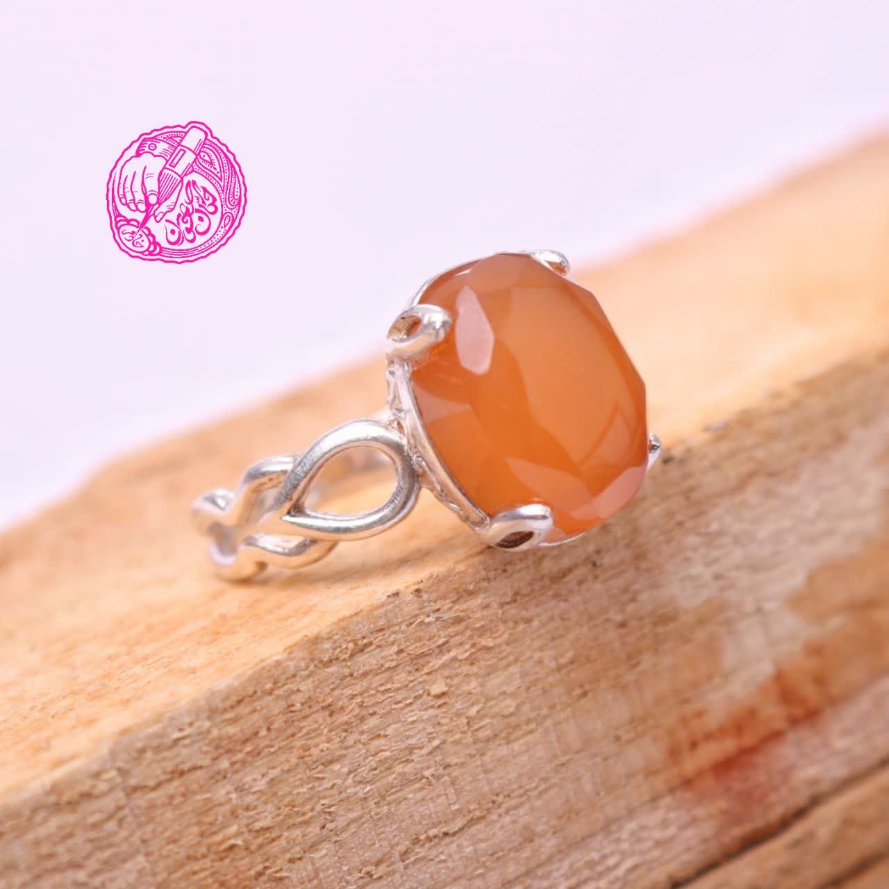 انگشتر نقره زنانه نگین عقیق پرتقالی رنگ یمن اصل تراش جواهری هنر دست هنرمندان 