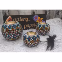 شمعدان سفالی نقطه کوبی شده 