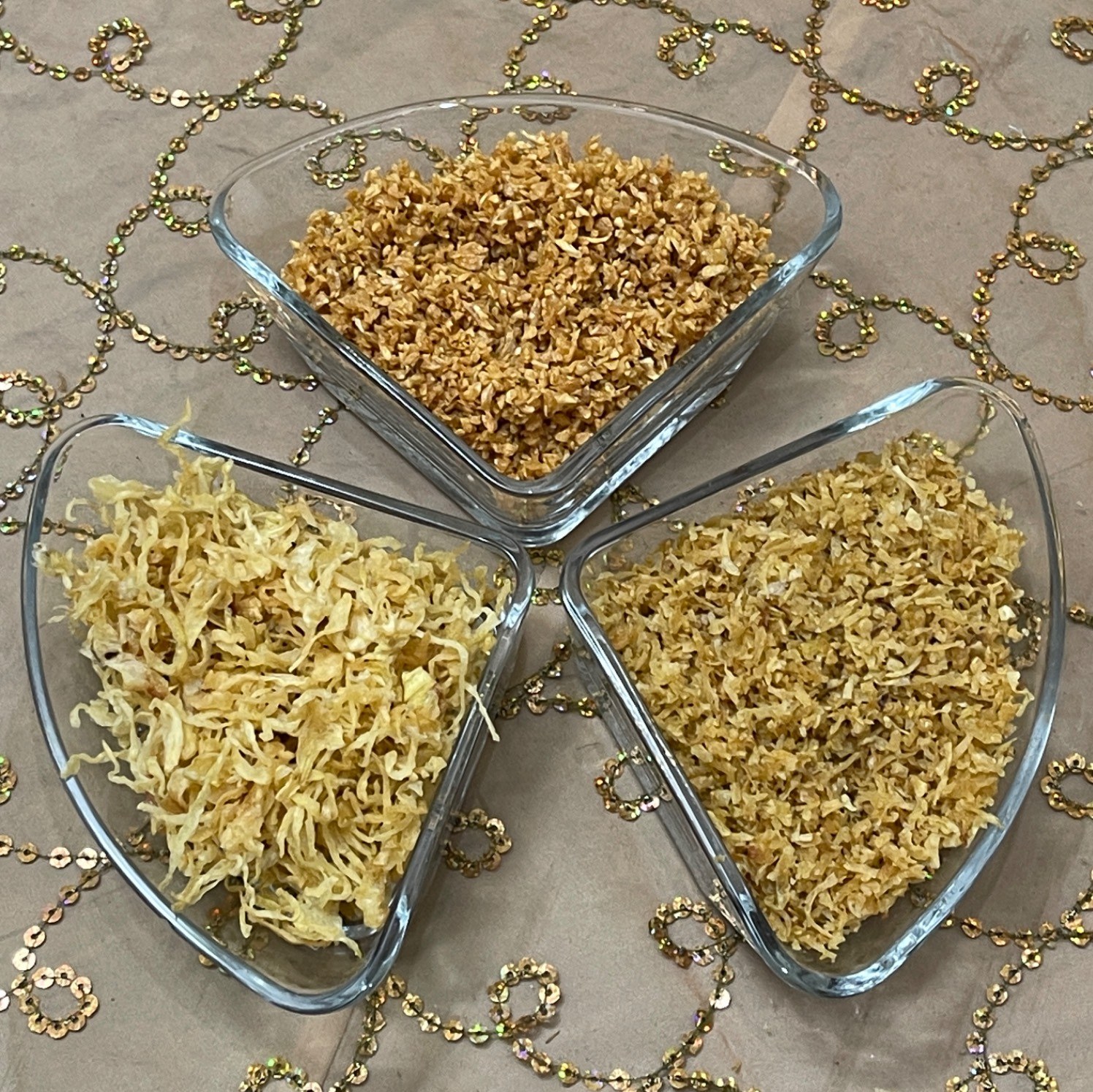 پیاز داغ و سیر داغ آماده 