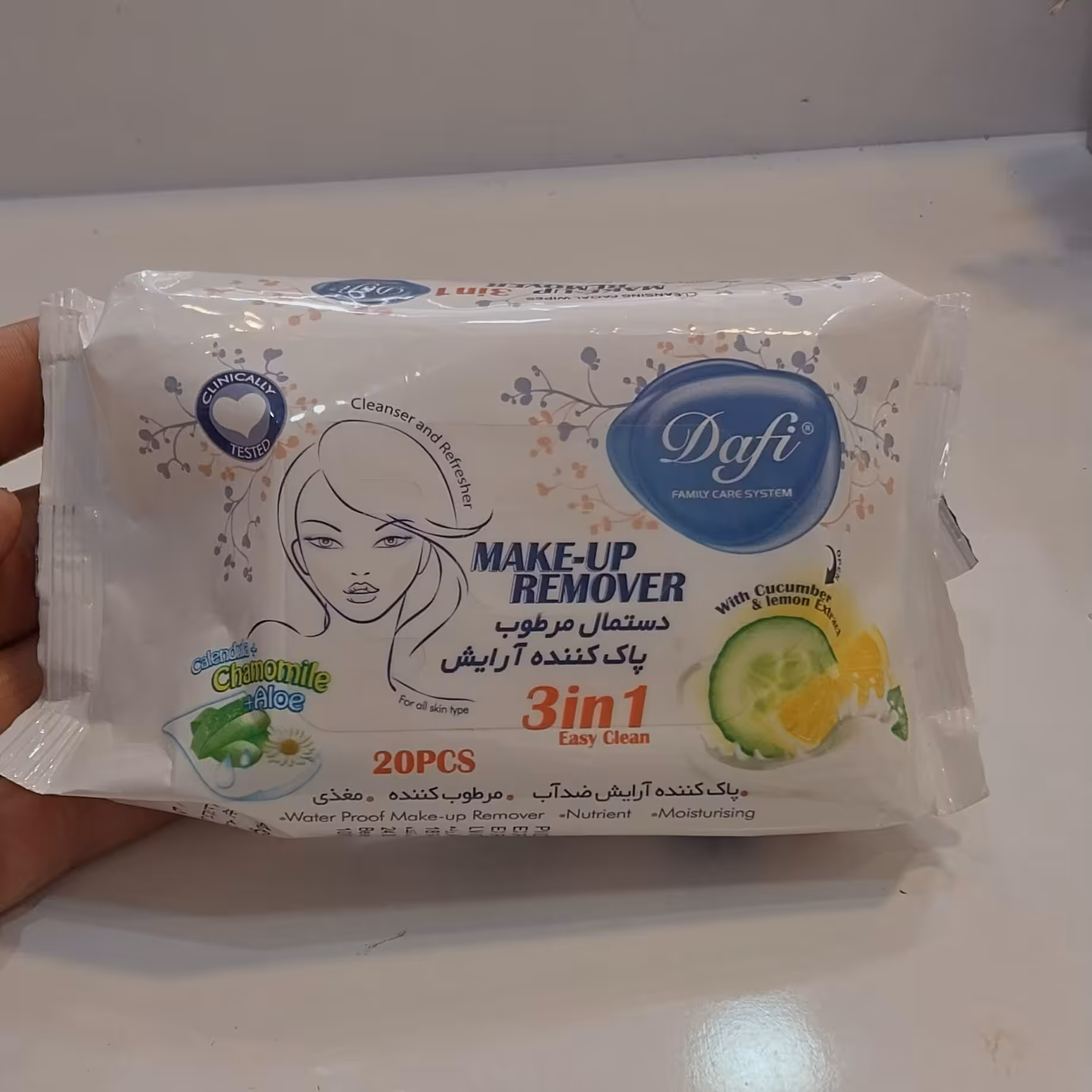 دستمال مرطوب دافی