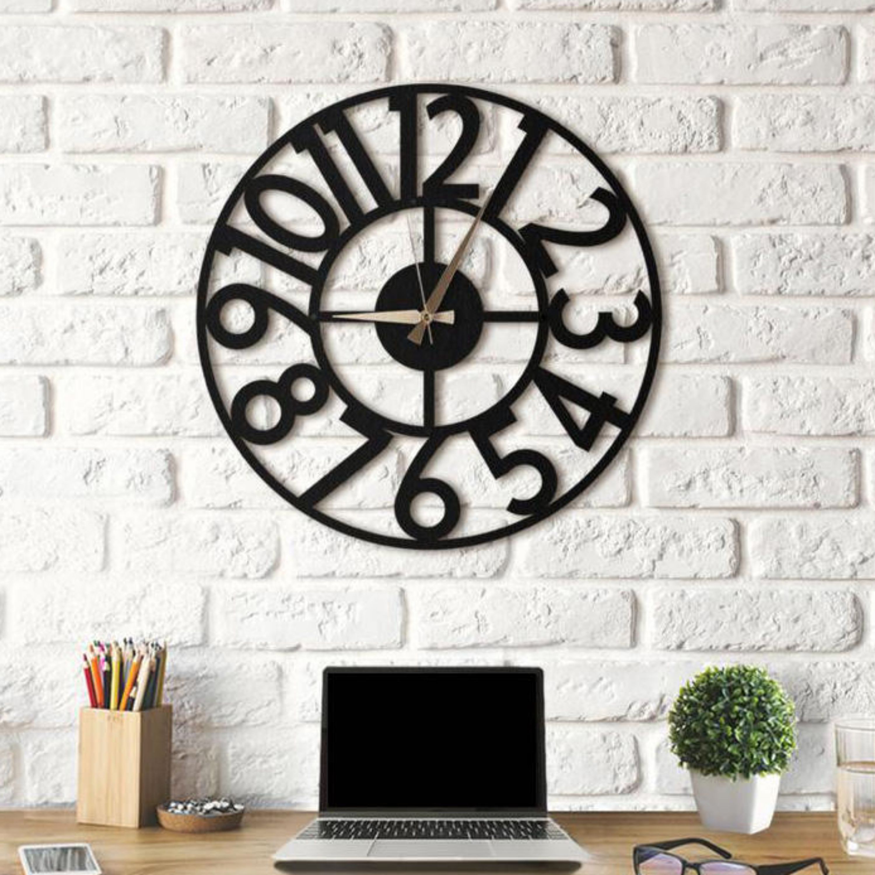 ساعت دکوراتیوپدیده پلاس طرح روشا