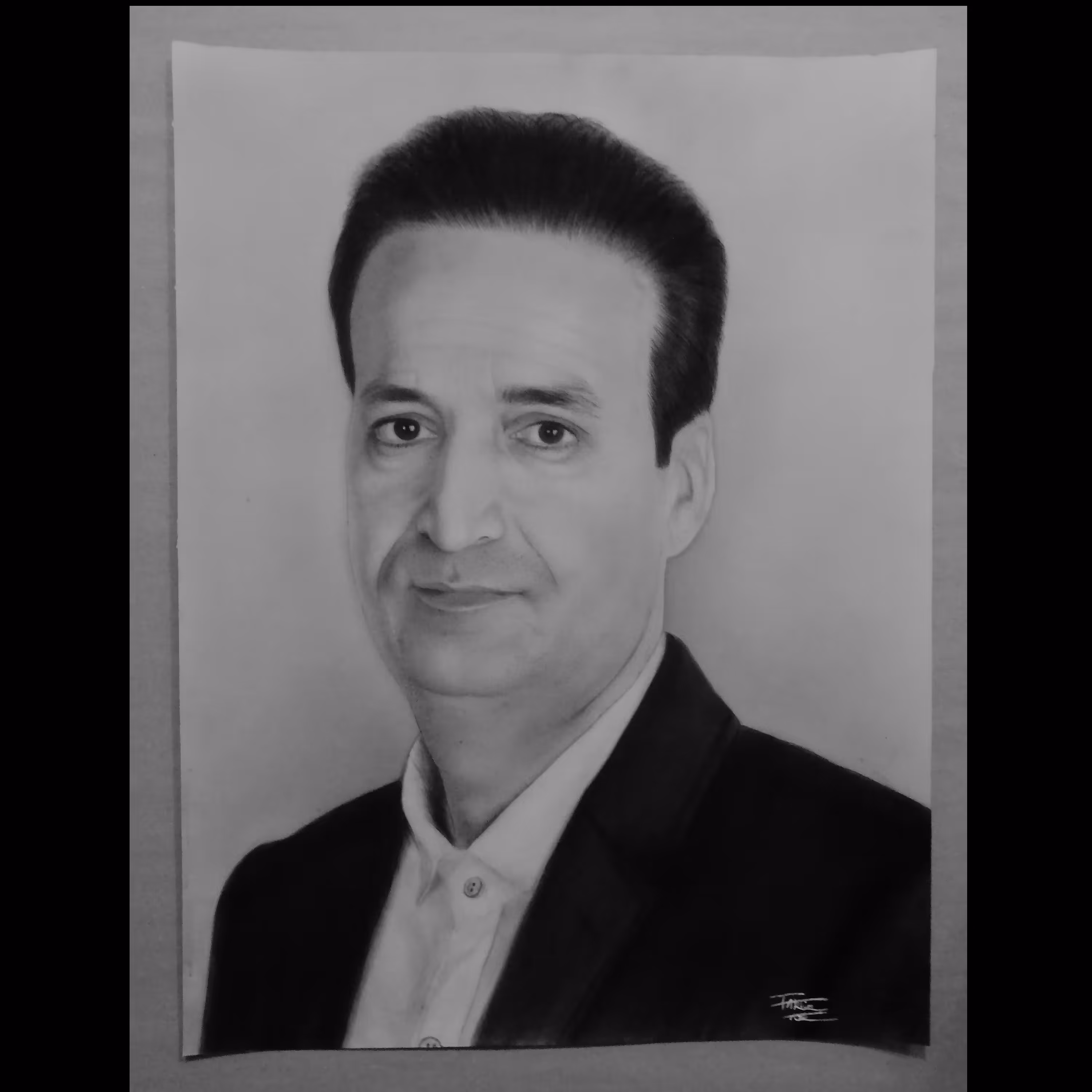 تابلو طراحی چهره سیاه قلم به سفارش مشتری گرامی،ابعاد 30 در40 سانتی متر 