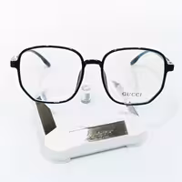 عینک طبی سایز بزرگ  با قابلیت ساخت انواع عدسی طبی نمره دار  صورت خور بسیار عالی 