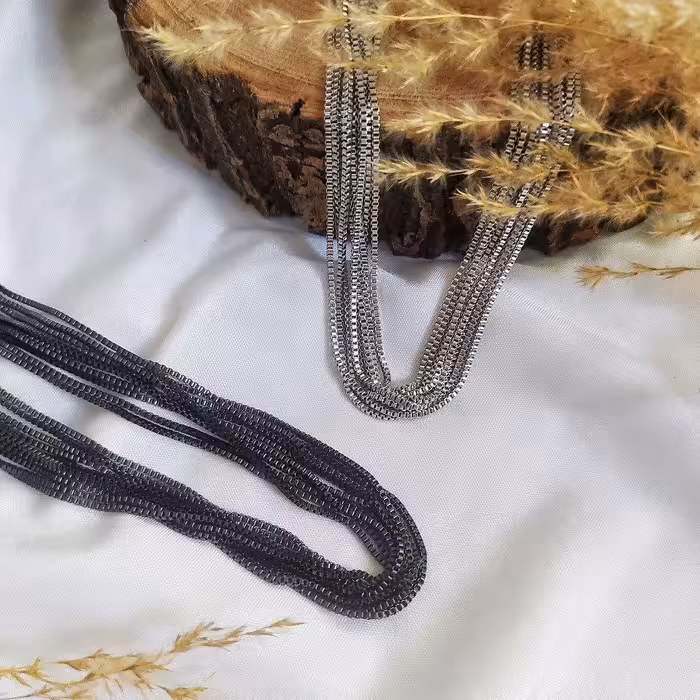 زنجیر ونیزی اسپورت مشکی ظریف جنس استیل رنگ ثابت (حتما قبل از ثبت سفارش موجودی بگیرید)