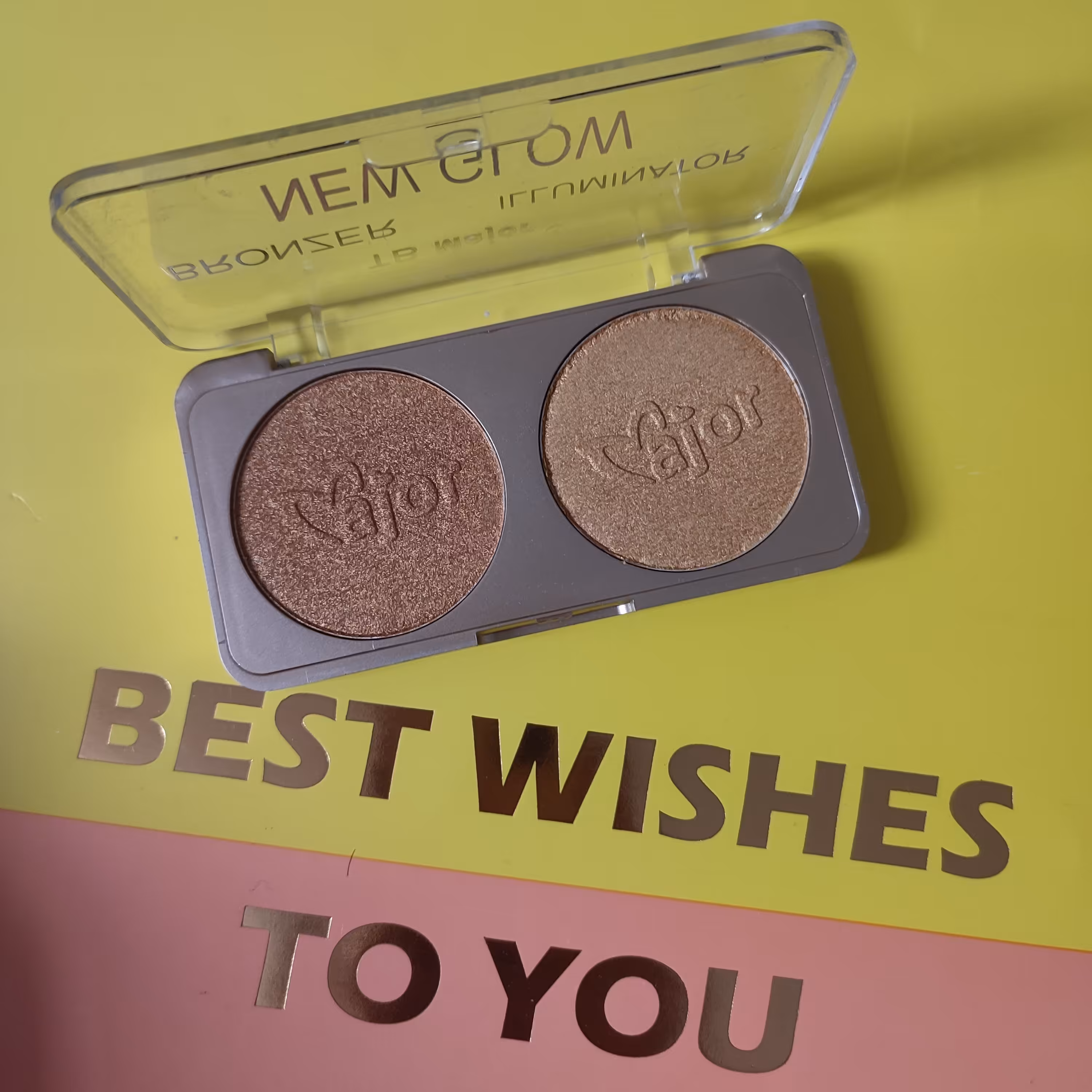 هایلایتر  صورت