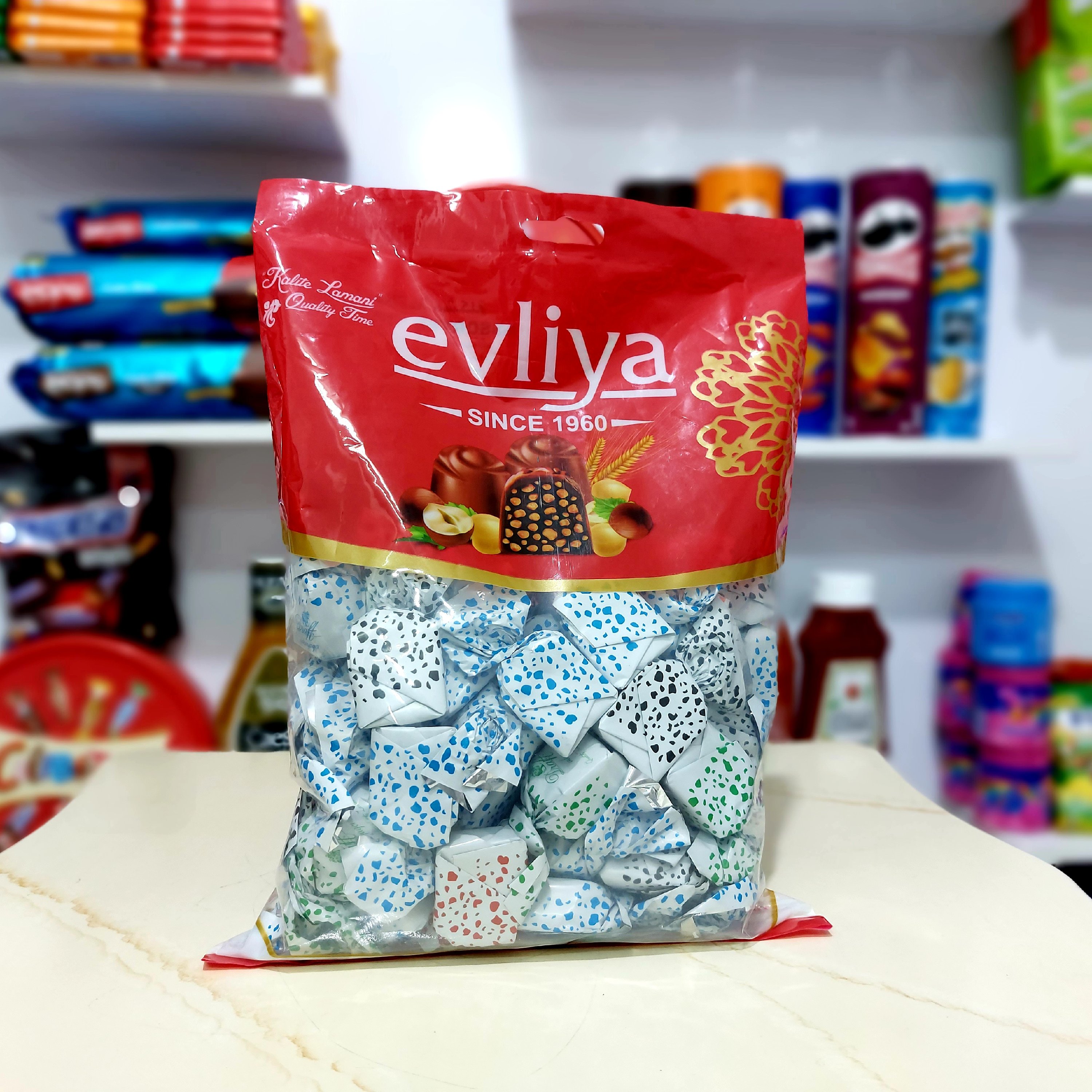 شکلات یک کیلویی اولیا ارسال رایگان سراسر کشور محصول کشور ترکیه