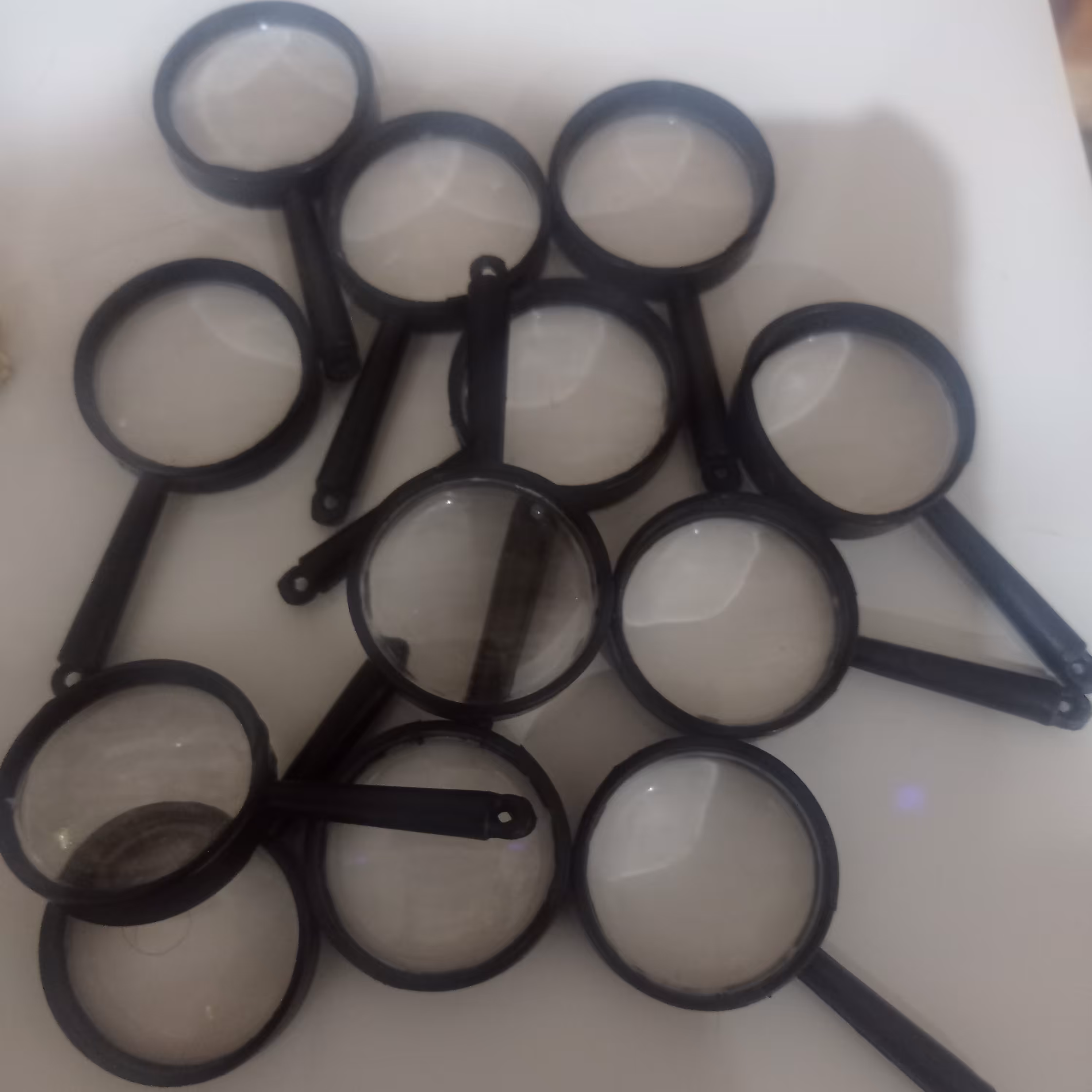 ذره بین کوچک 