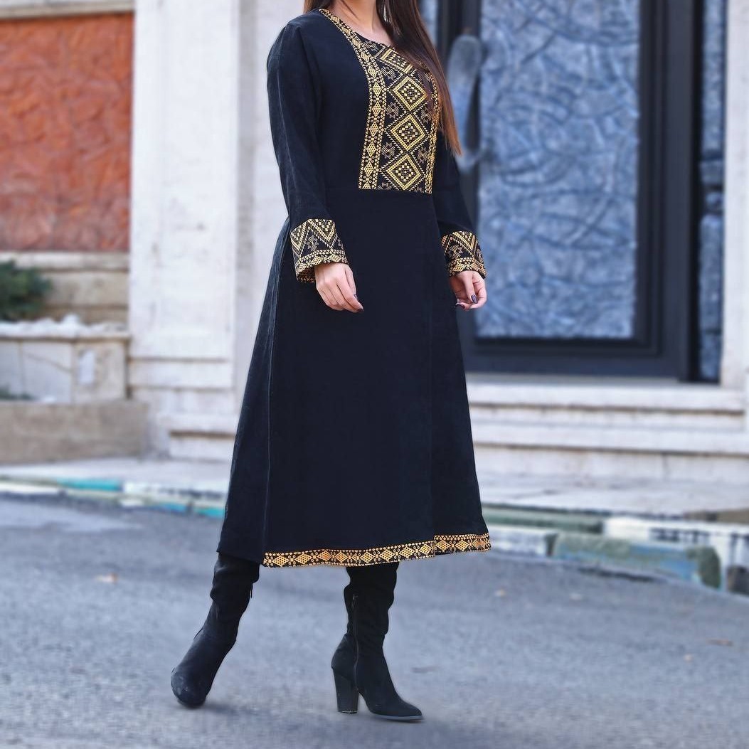 مانتو زنانه کتیبه دوزی شده طرح شهلا با ارسال رایگان