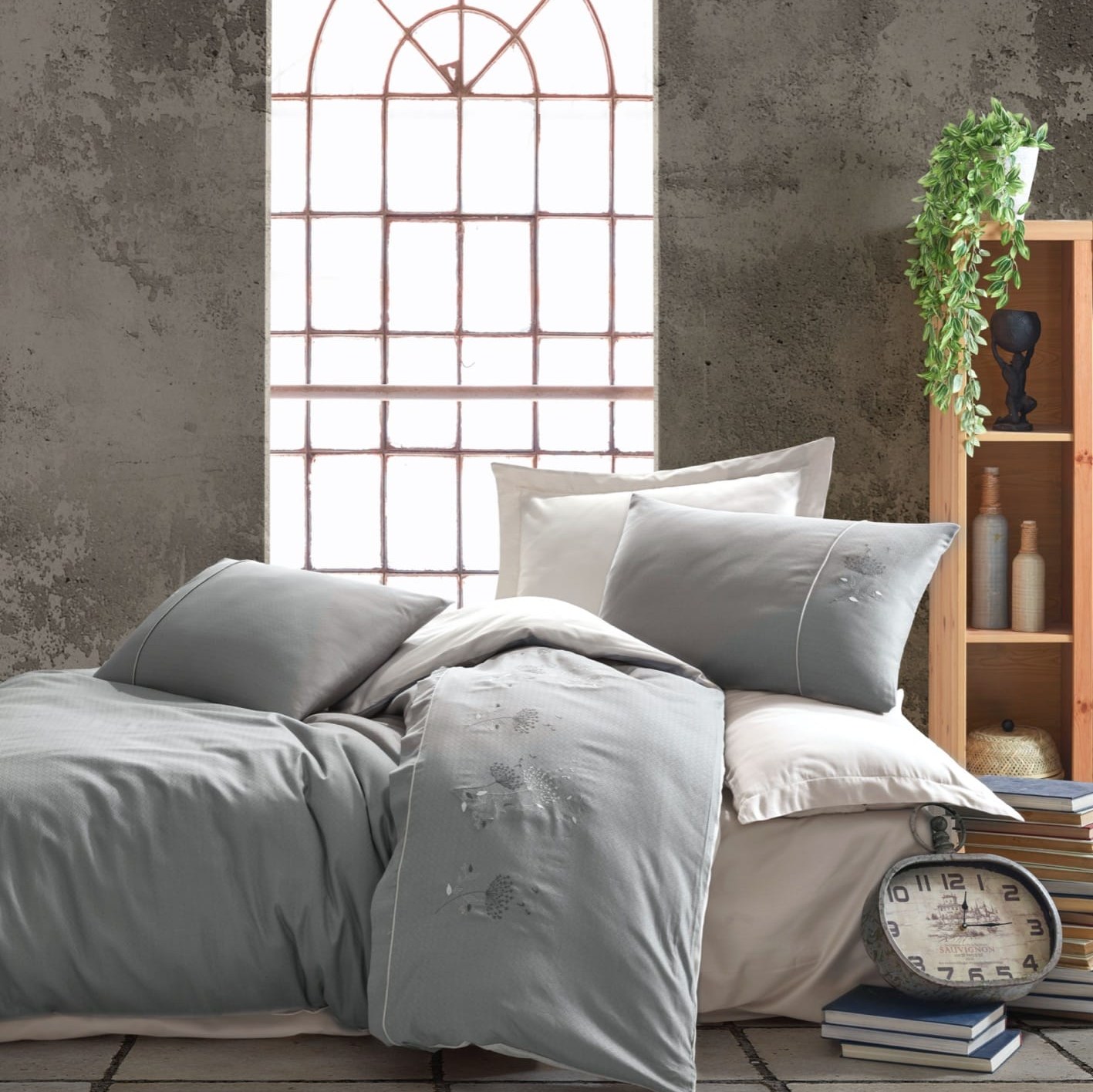 ست ملحفه شاه سر  مدل Sahser Saten Lutus Gri دو نفره 6 تکه 