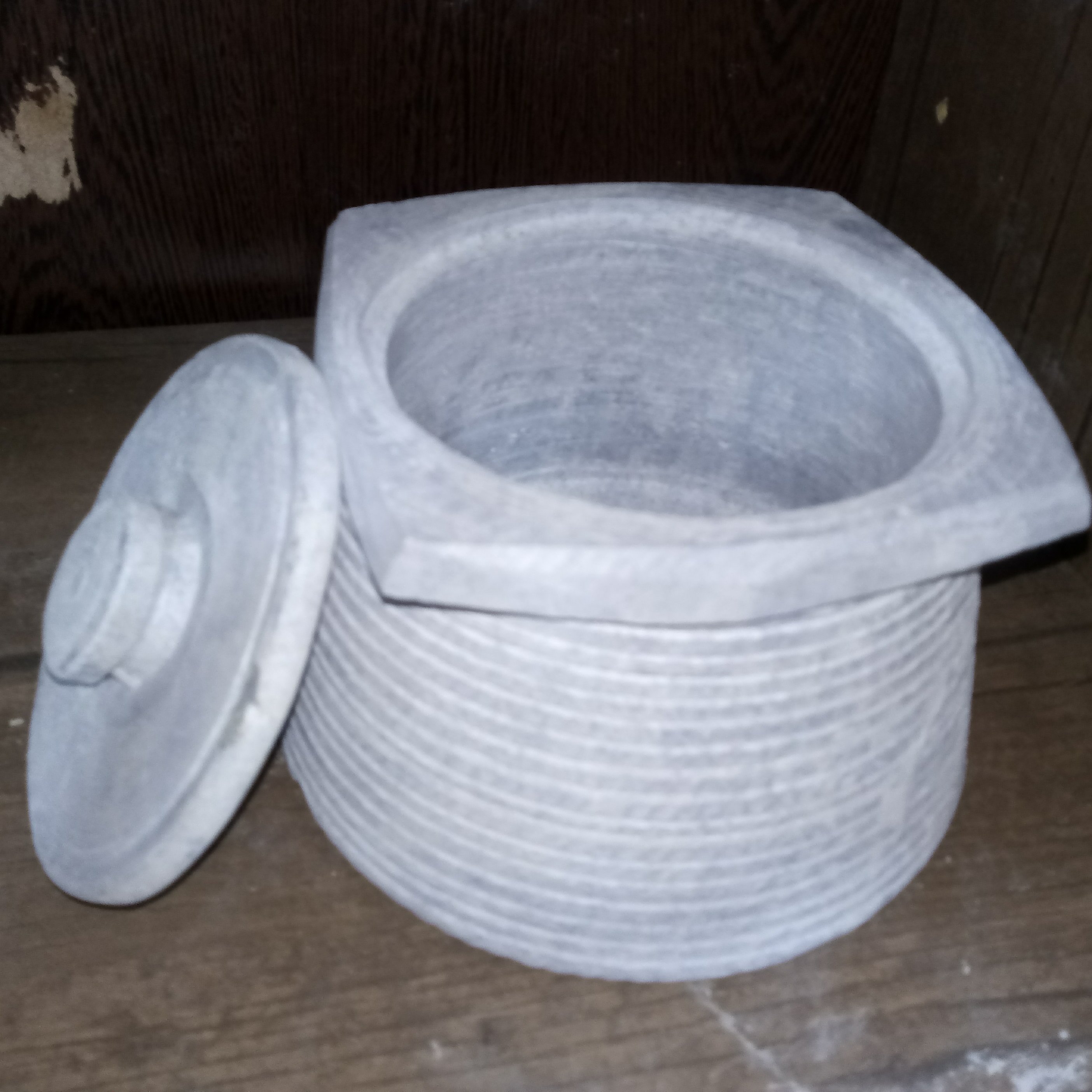 دیگ سنگی کوچک یکنفره (دیزی)