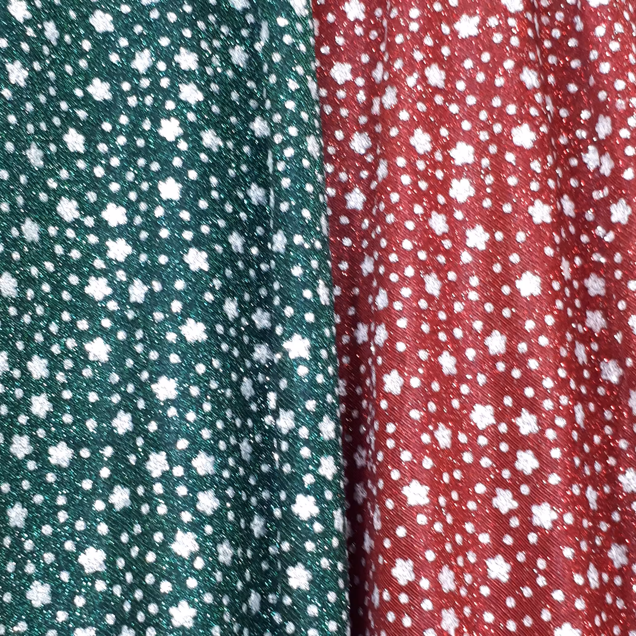 پارچه لمه گلس ستاره ای رنگ قرمز و سبز