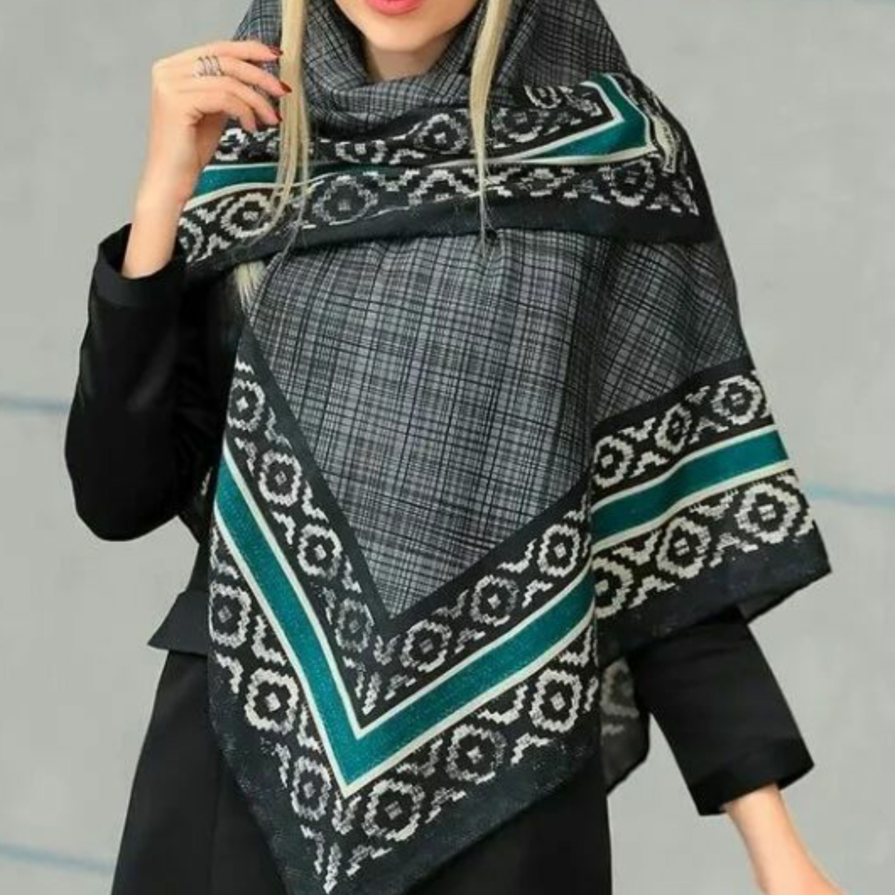روسری نخی دور دست دوز قواره 120