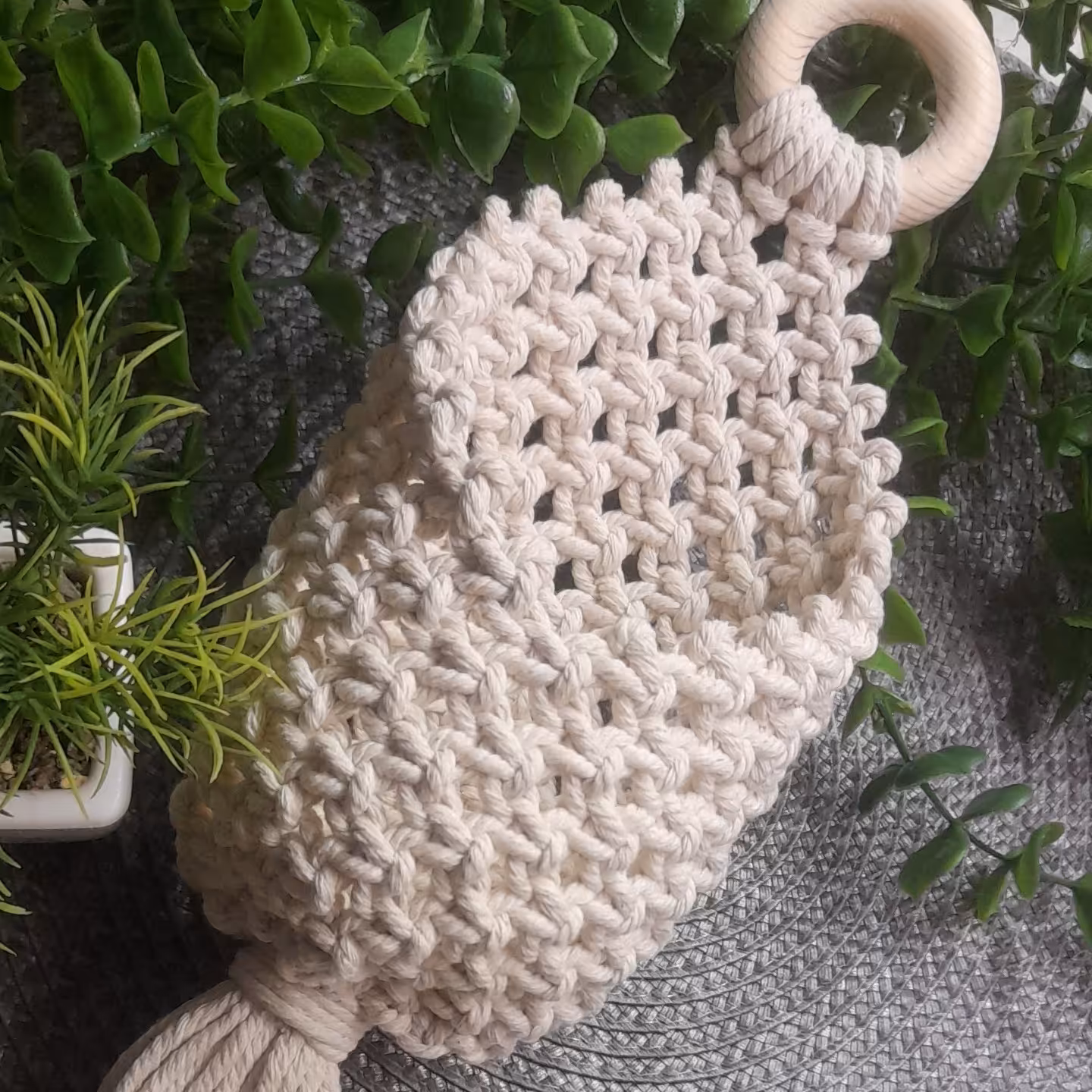 صنایع دستی.مینی آویز مکرومه