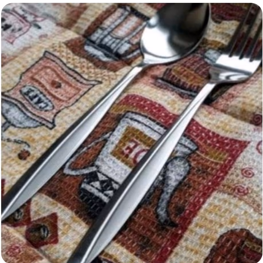 قاشق چنگال طرح ماینز