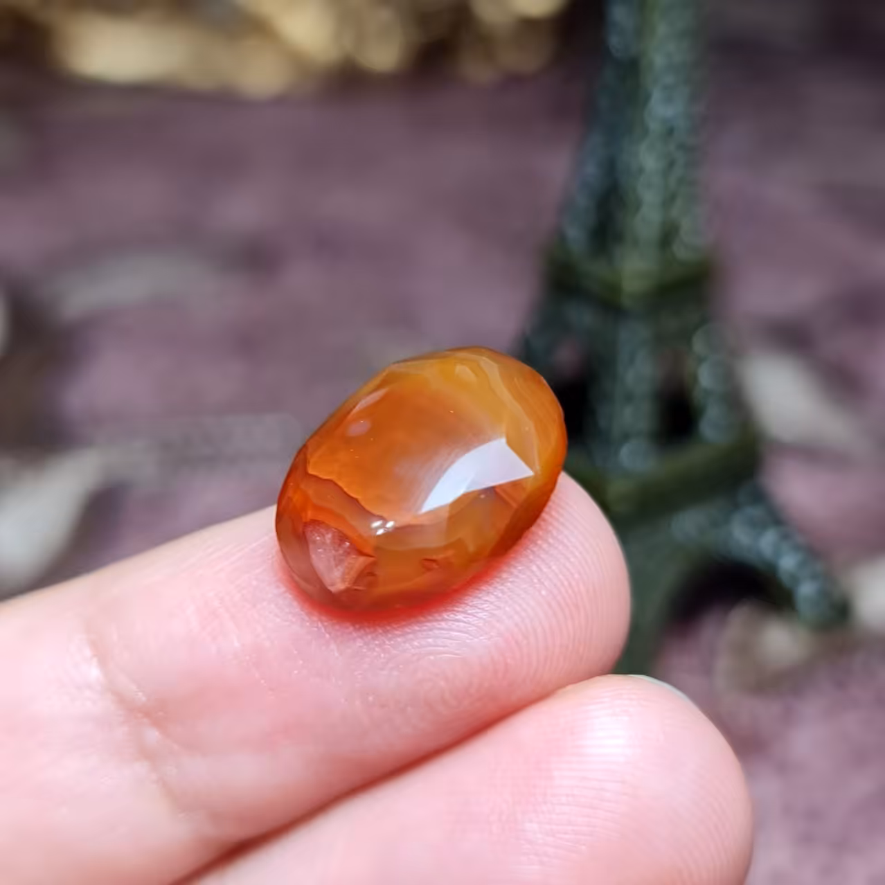 نگین فوق العاده زیبای سنگ عقیق عسلی معدنی اصل یمن با تراش فست 
کد 25373