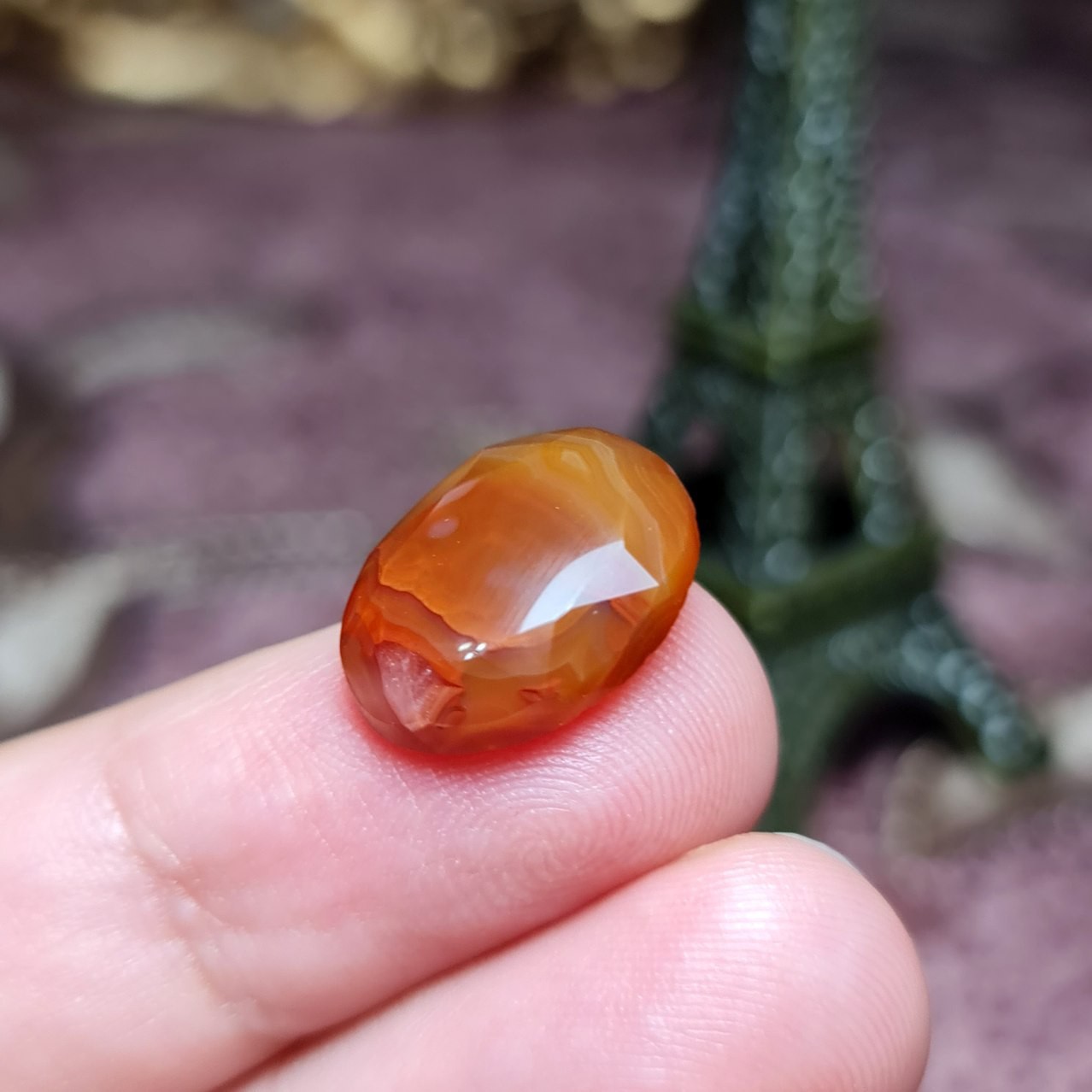 نگین فوق العاده زیبای سنگ عقیق عسلی معدنی اصل یمن با تراش فست 
کد 25373