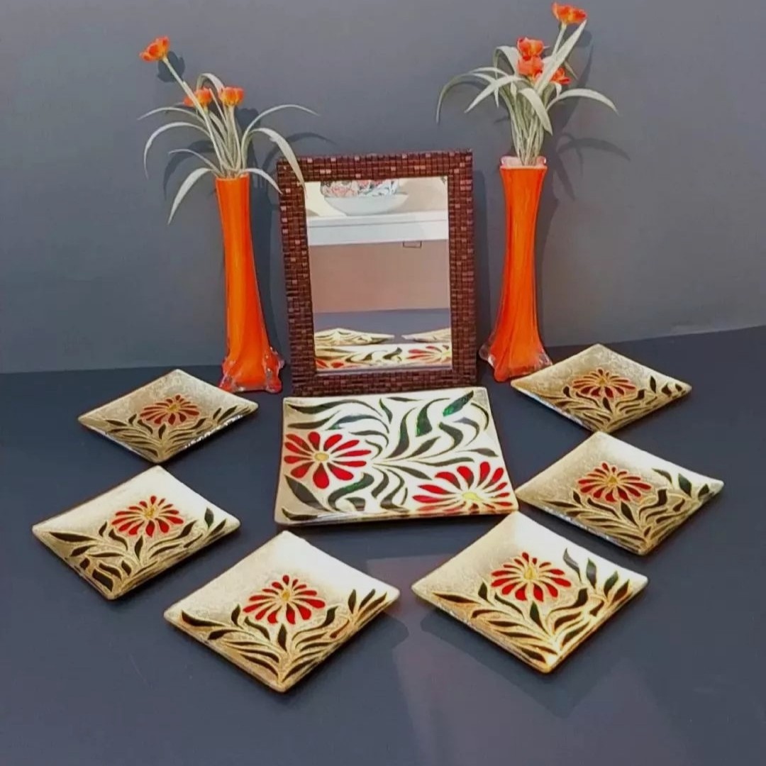 ظروف هفت سین کار شده با ورق طلا