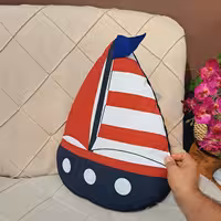 کوسن دریایی  رو بالشتی دریایی تابلو دریایی نقاشی کشتی دریایی  کوسن طرح کشتی بالشت مخملی دکوری دریایی خاص سلما گالری