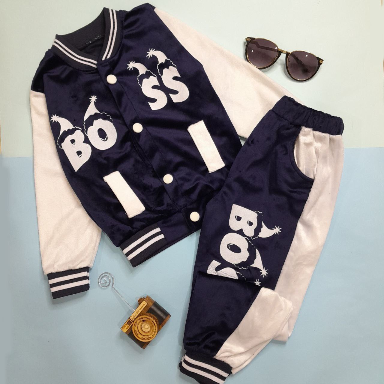 ست شلوار و سویشرت اسپرت مناسب دختر و پسر فقط رنگ سورمه ای سایز 50 موجود