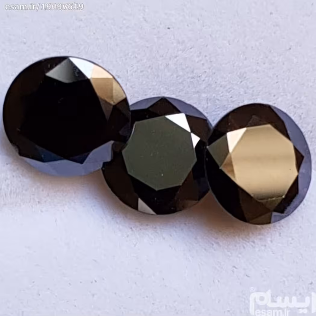 نگین موزانایت روس 4.15 قیراط سختی 10 اصل و فاخر(هر سه باهم)