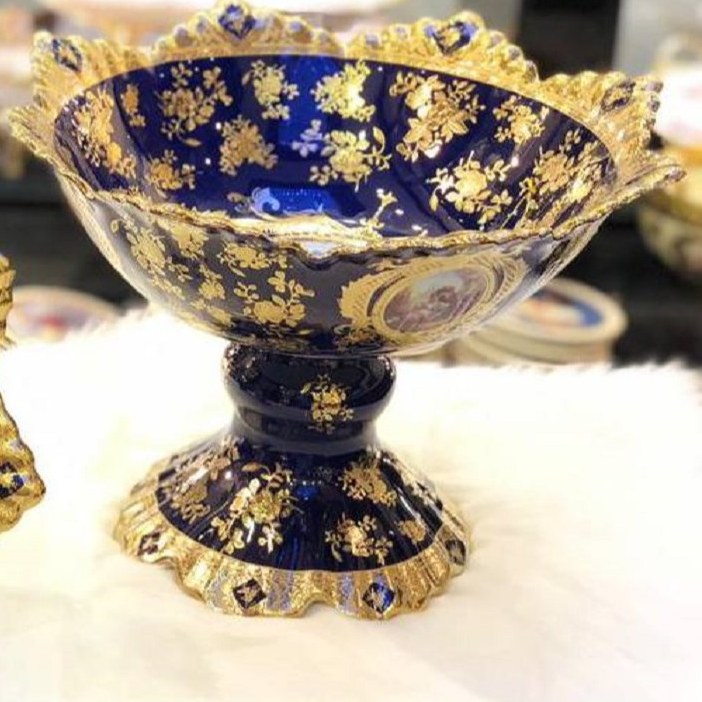 ظرف پایه دار میوه خوری چینی سرمه ای لیلی مجنون ارسال پسکرایه ایمن کادویی چینی مدل گرد