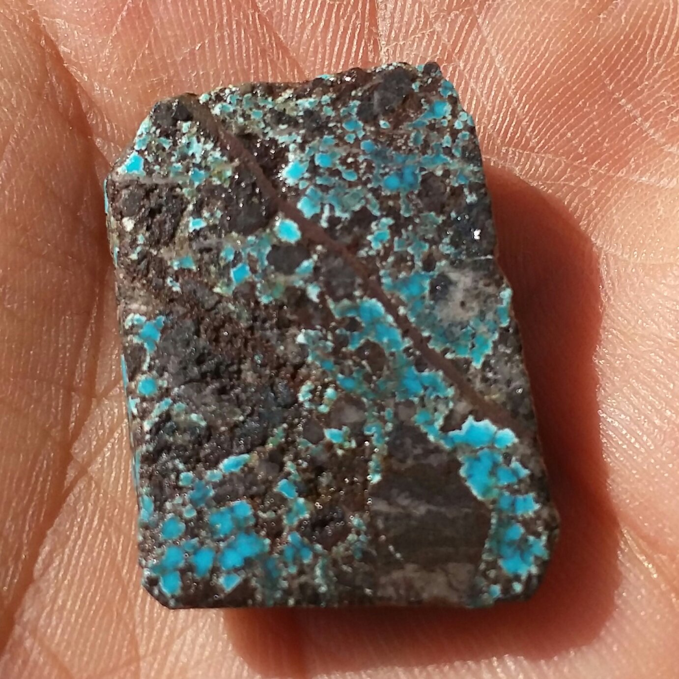 اسلایس سنگ راف فیروزه آبی اصل نیشابور 100 در 100 طبیعی شاهکار خلقت
مناسب جهت دکوراسیون و ساخت نگین تصویر ازدو طرف نمونه
