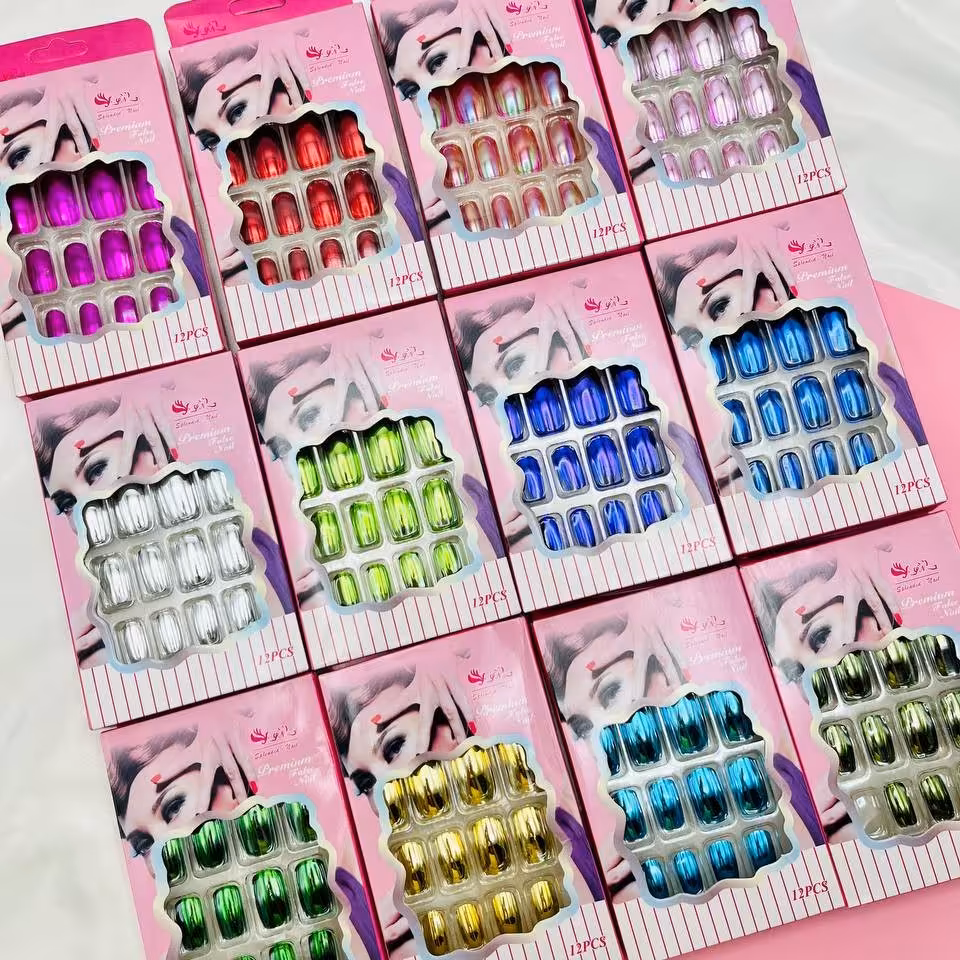 ناخن مصنوعی آینه ای همراه با چسب مخصوص