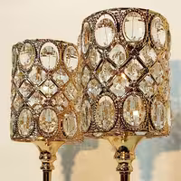 شمعدان ایستاده طلایی نگین کریستالی عالیجناب در ارتفاع 38cm