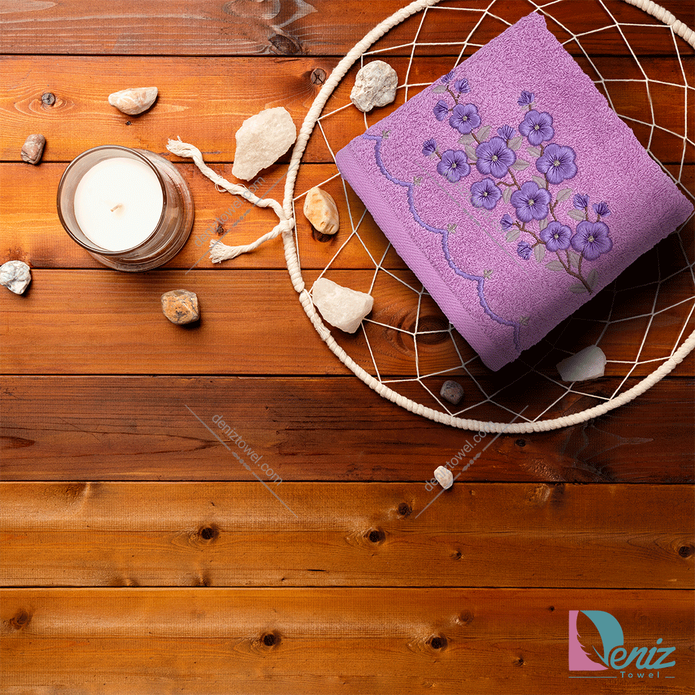 حوله دستی گلدوزی طرح ملینا رنگ یاسی