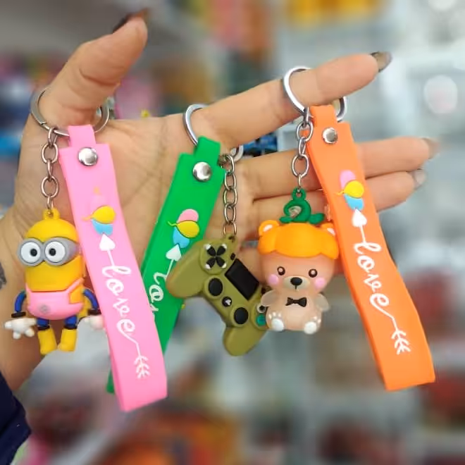 آویز جاکلیدی سیلیکونی طرح شخصیت کارتونی