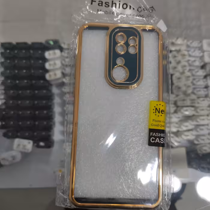 گارد دور طلایی NOTE 8 PRO  چهار