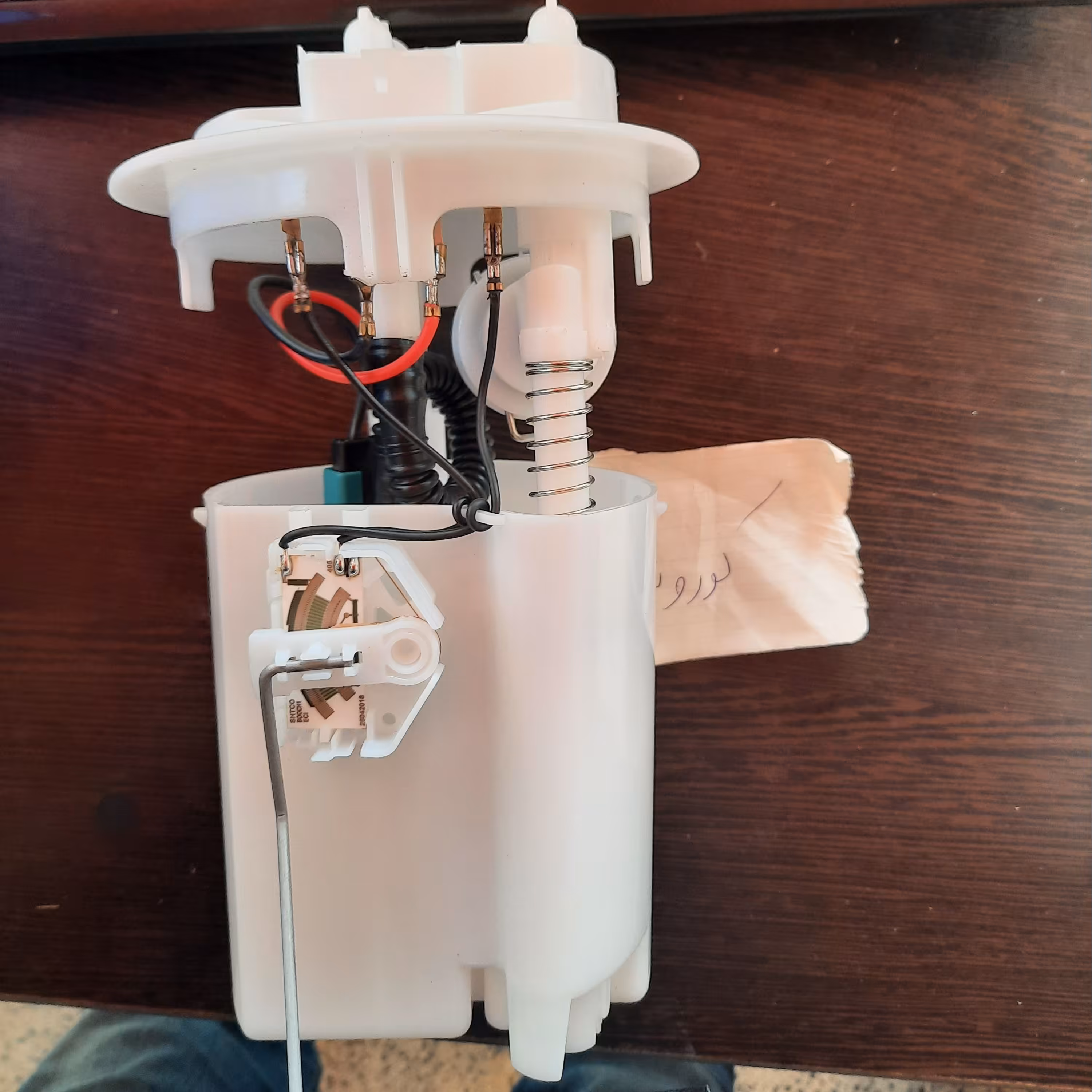 پمپ بنزین کامل صفر درجه طرح جدید پژو 405 سمند پژو پارس برند دیناپارت