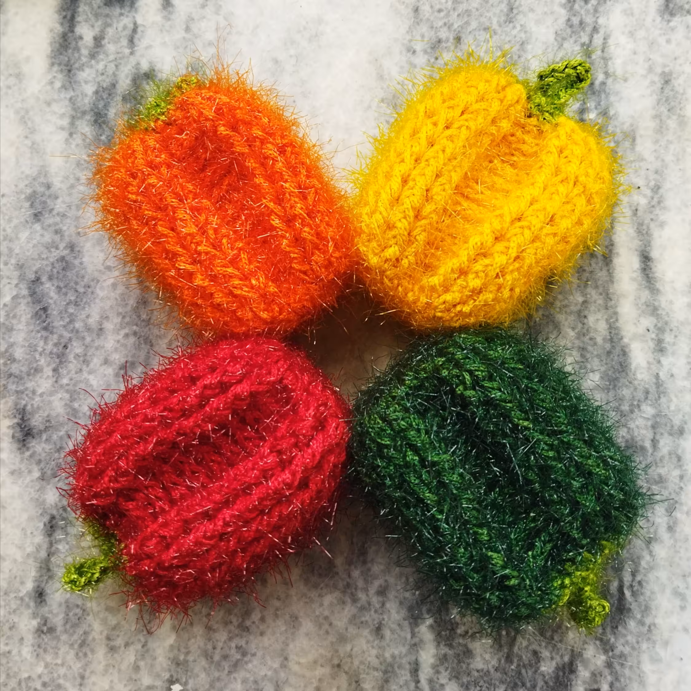 اسکاج فلفل دلمه ای بافتنی