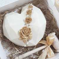 قلب  سورپرایز کادو روز زن  کادو روز مادر