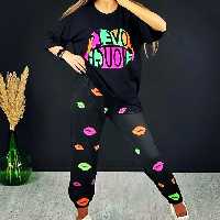 ست تیشرت شلوار لانگ طرح لب (فری سایز مناسب برای سایز38تا46)رنگ بندی سفید و مشکی