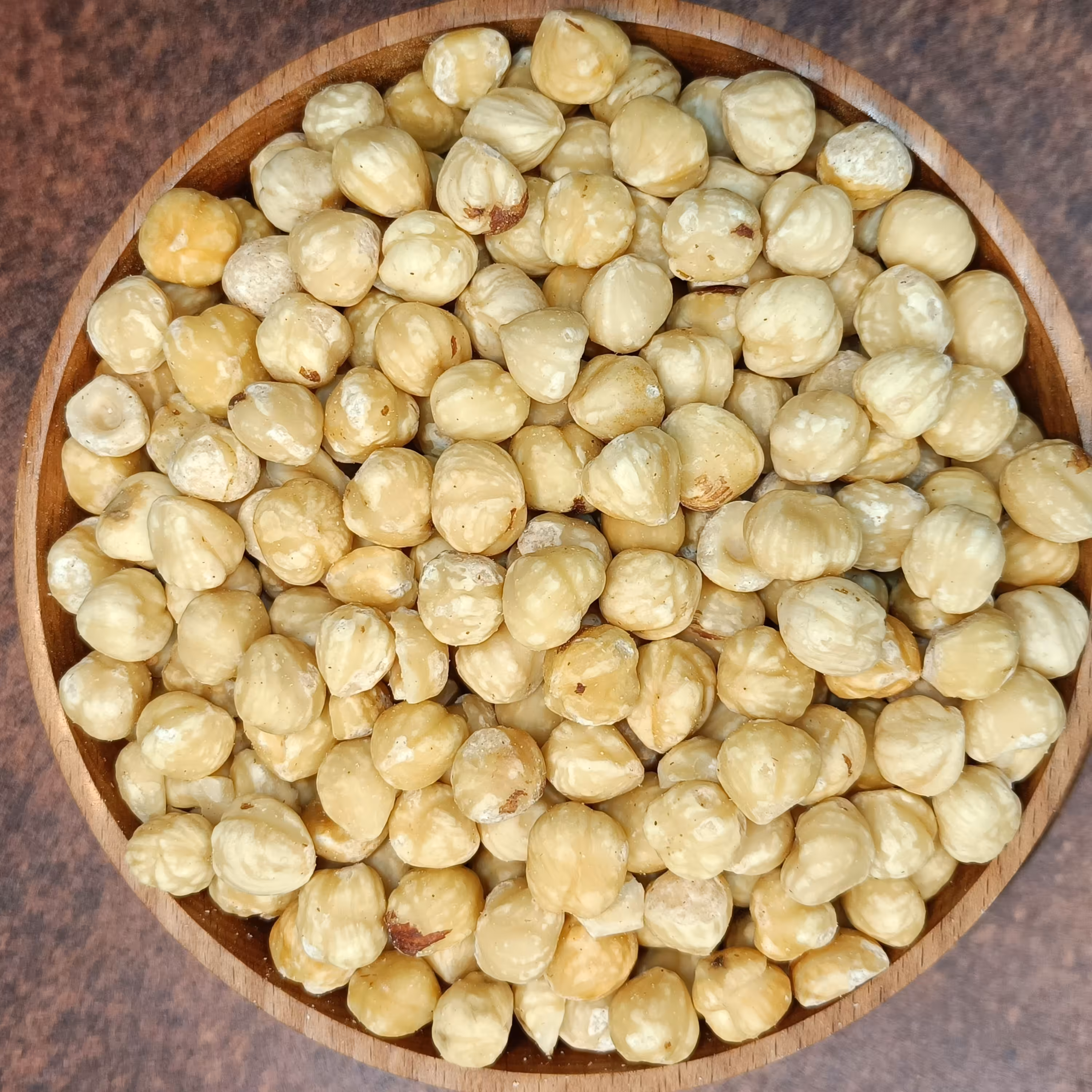 مغز فندق سفید خارجی ترک بوداده شده  اعلاء 200 گرمی آجیل و خشکبار مهران