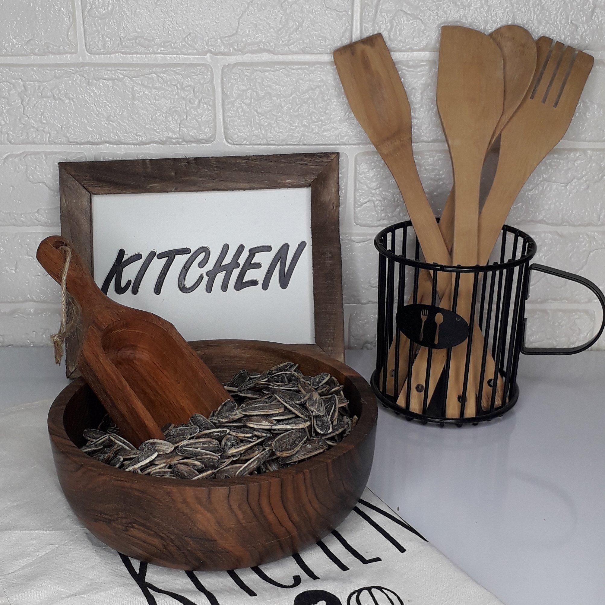 کاسه آجیل چوب گردو