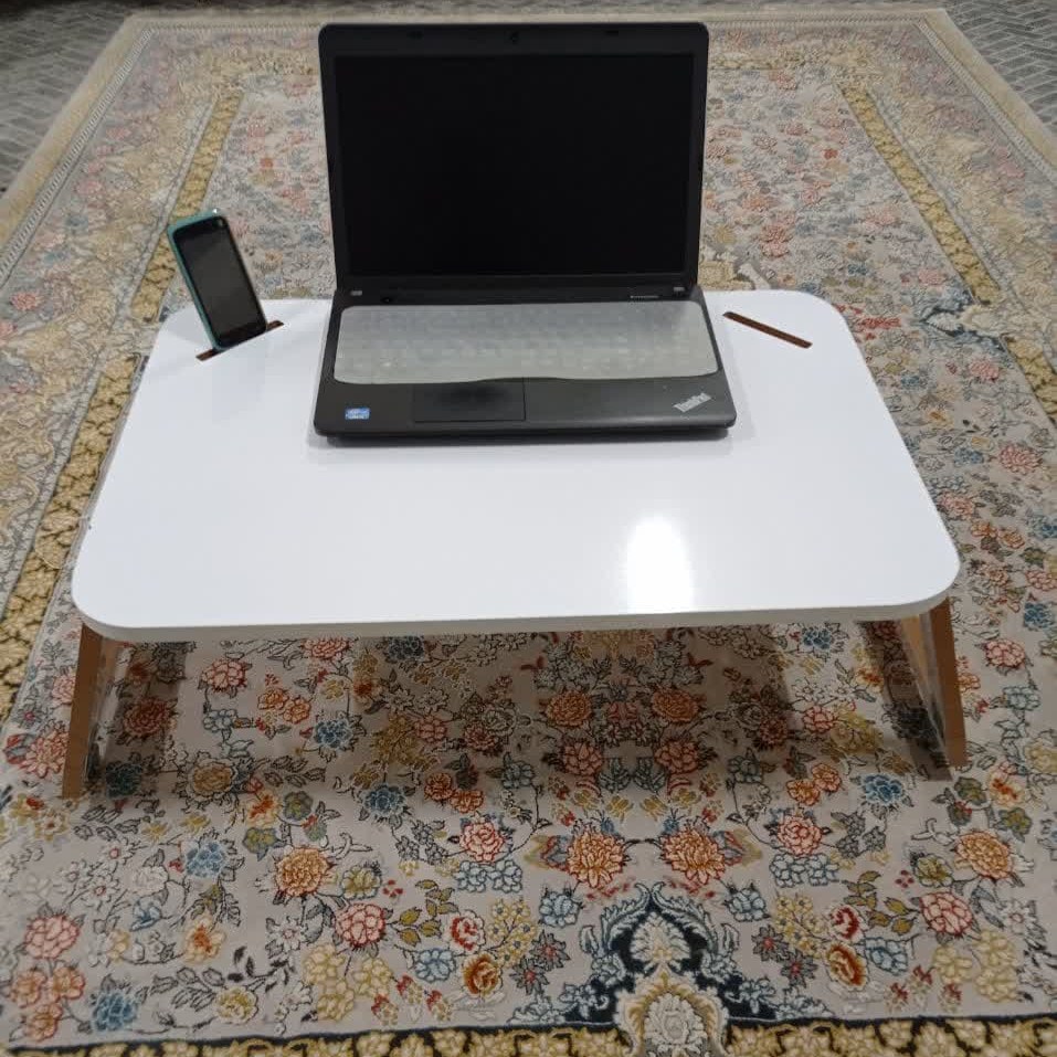 میز تحریر تاشو چرخ دار با نگهدارنده موبایل سایز 50 در 70