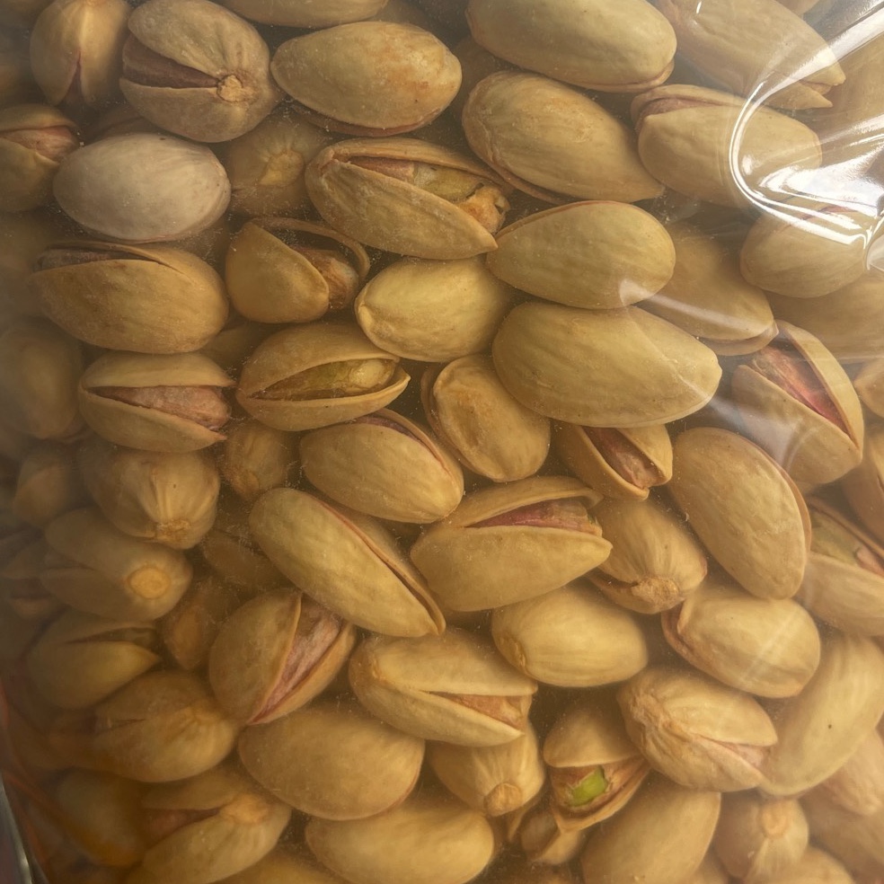 پسته احمدآقایی شور