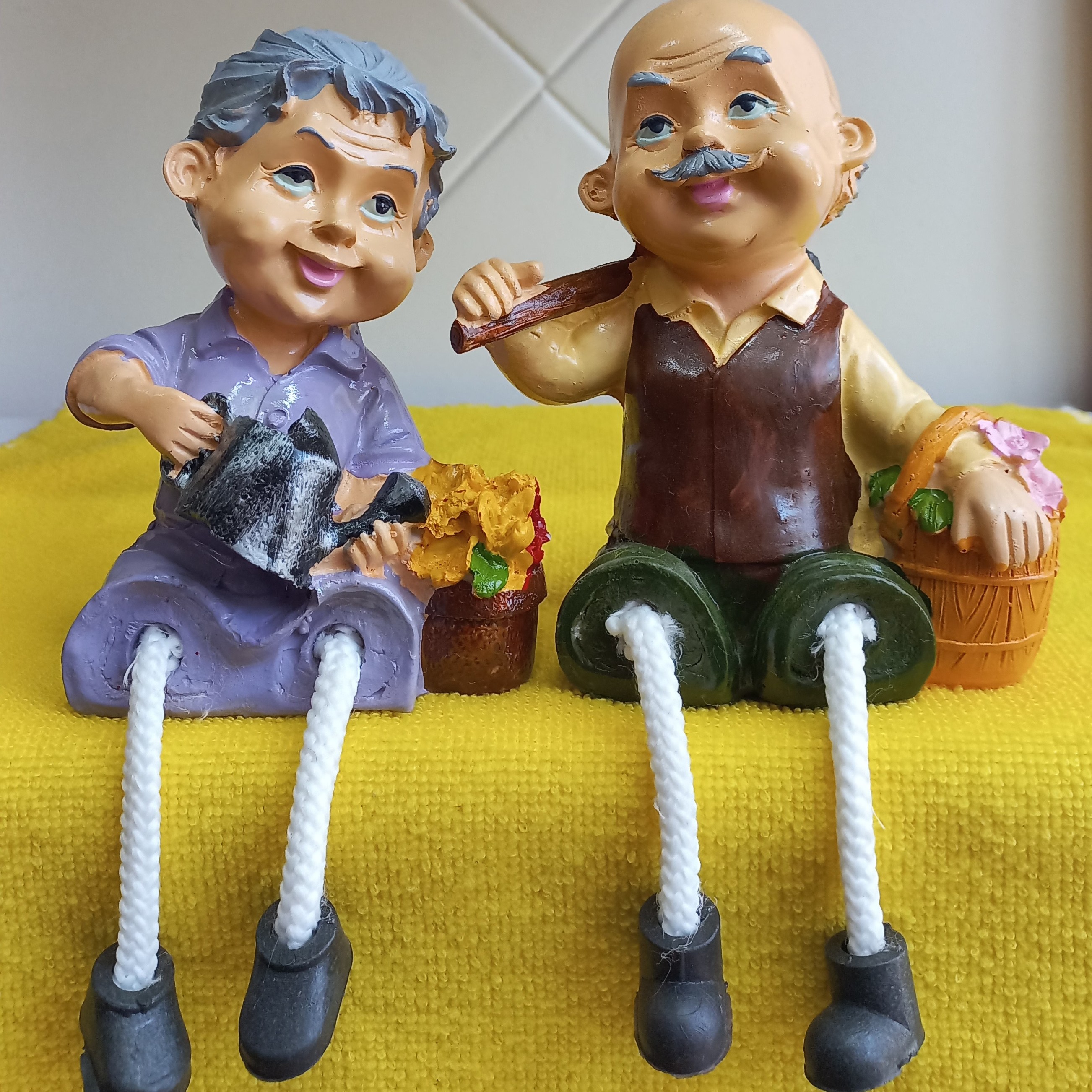 مجسمه پا شل جفتی