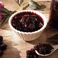 مربا تمشک محلی کوچک