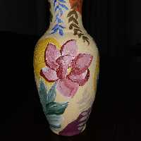 کوزه سفالی دکوراتیو کارشده با رنگ اکرولیک