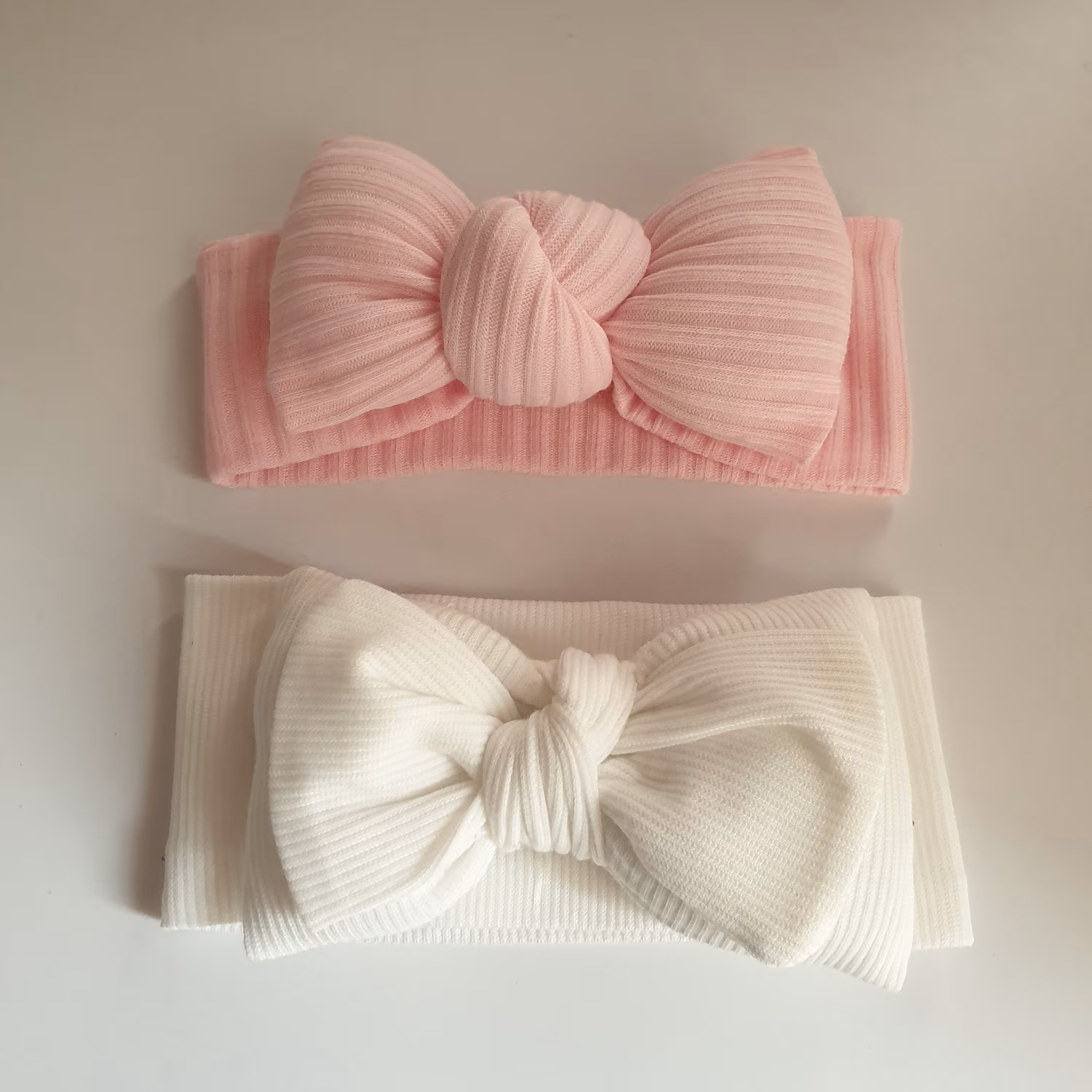 هدبند  در چند طرح و جنس، ارسال رایگان، قابل سفارش در رنگ های پارچه های موجود پیج