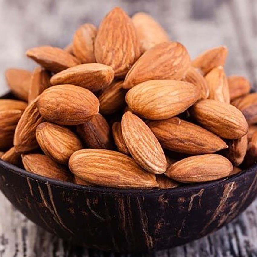 بادام تازه 1 کیلویی درجه 1 اقلید