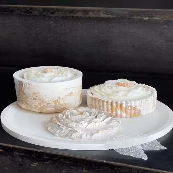 ست سینی بتنی با ظرف شیاردار وگل الاله   هم عطری هم ساده   رنگ ست قابل تغییره