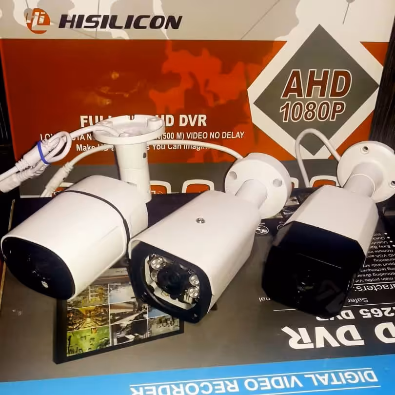 دوربین مداربسته دوربین مدار بسته پکیج 2 دوربین لنز 3مگاپیکسل دید در شب